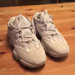 Yeezy Blush 500 Size 7 US Men’s W/o Box